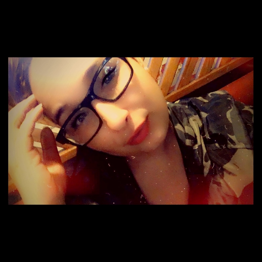 Meet your Posher, Ashleigh